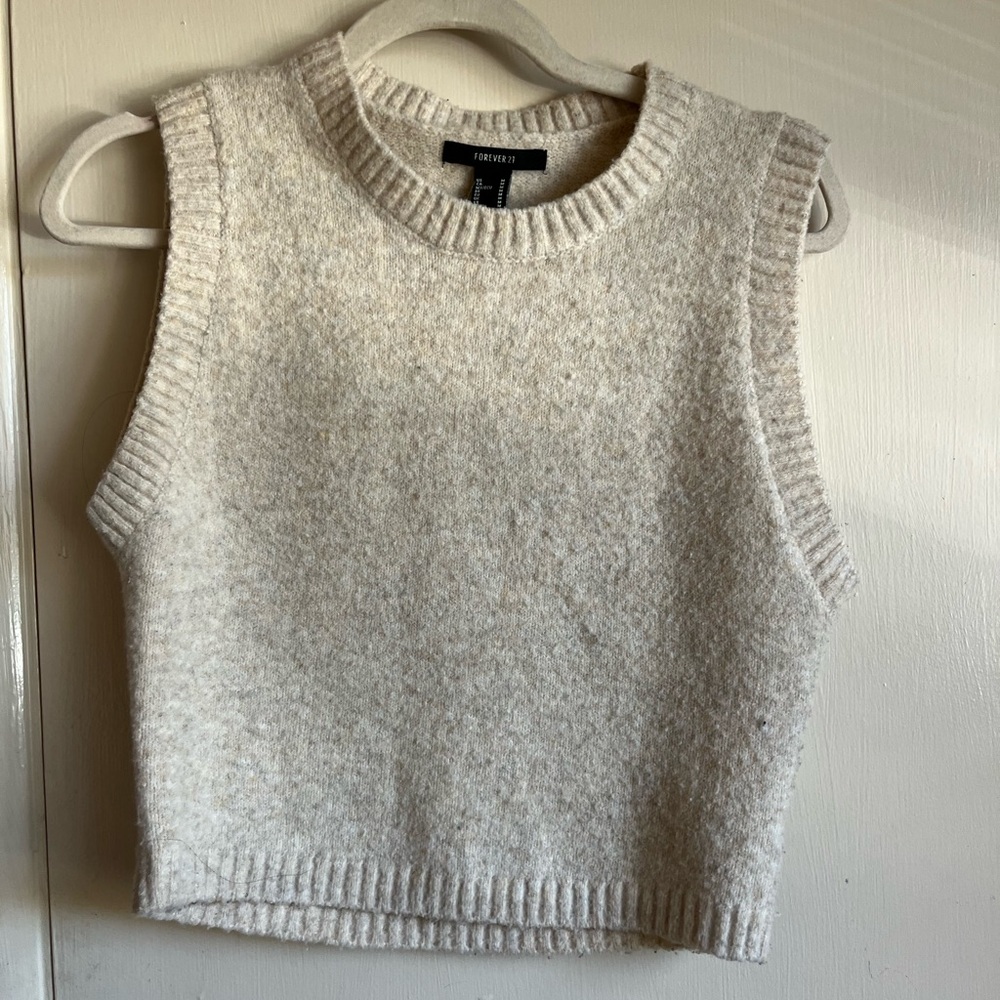 Forever 21 Cream Knit Sleeveless Sweater Vest